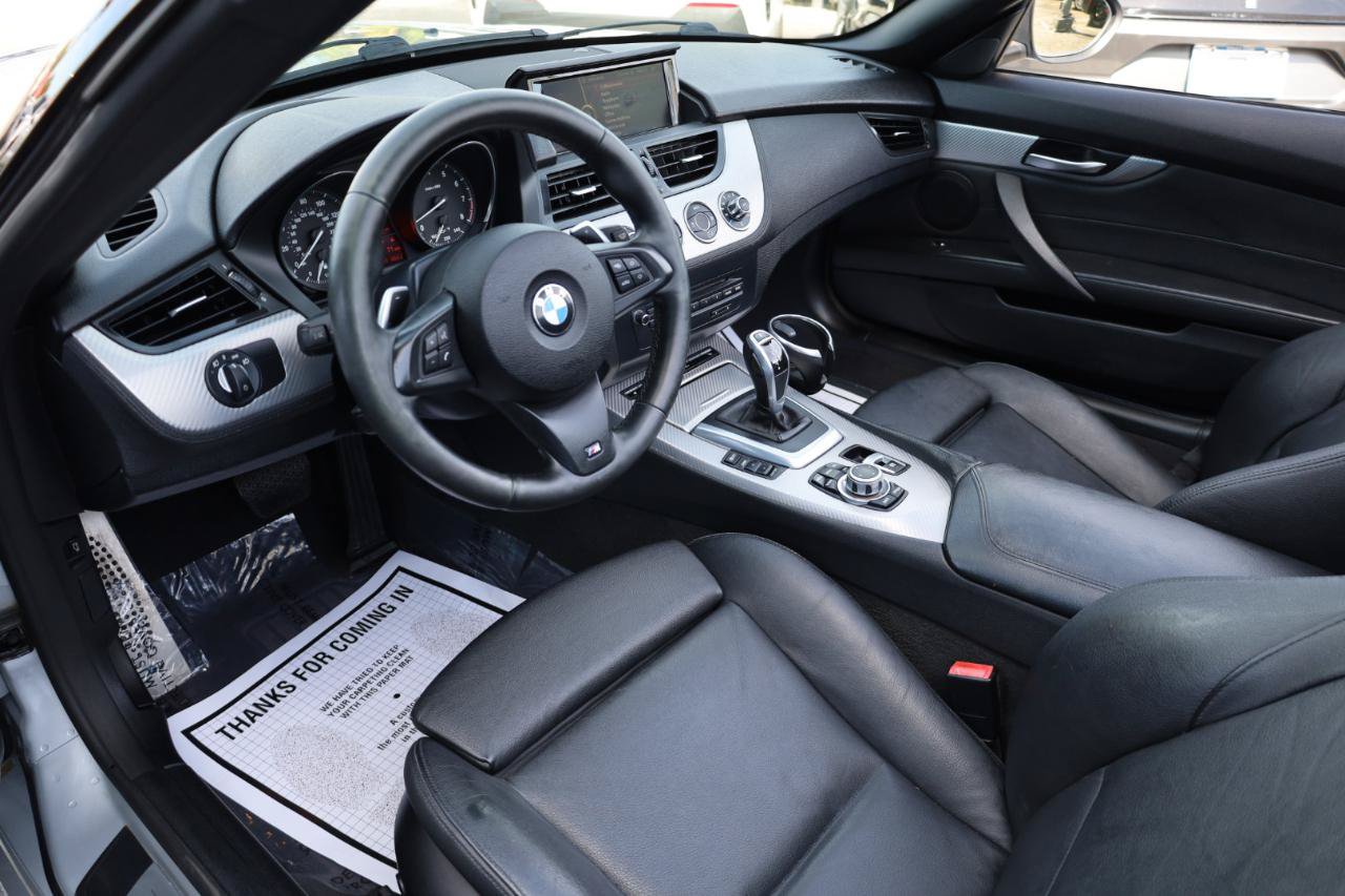 Used 2015 BMW Z4 sDrive35i RWD image 9