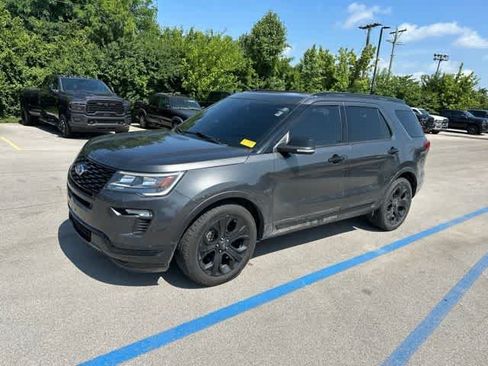 Used 2019 Ford Explorer Sport w/ Equipment Group 401A AWD/4WD image 19