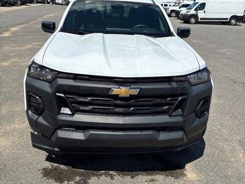Used 2024 Chevrolet Colorado W/T w/ Safety Package RWD image 5