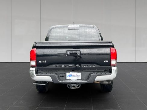 Used 2023 Toyota Tacoma SR5 AWD/4WD image 4