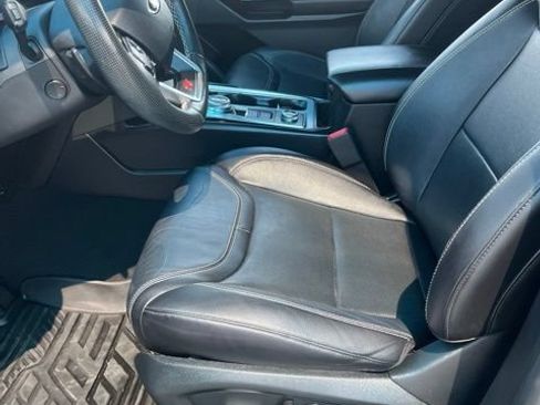 Used 2021 Ford Explorer ST w/ Equipment Group 401A AWD/4WD image 12