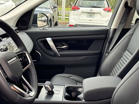 Certified 2025 Land Rover Discovery Sport S image 21