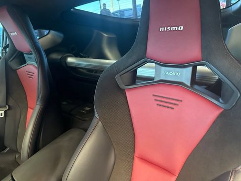 Used 2025 Nissan Z Sport w/ Floor Mat Package RWD image 15