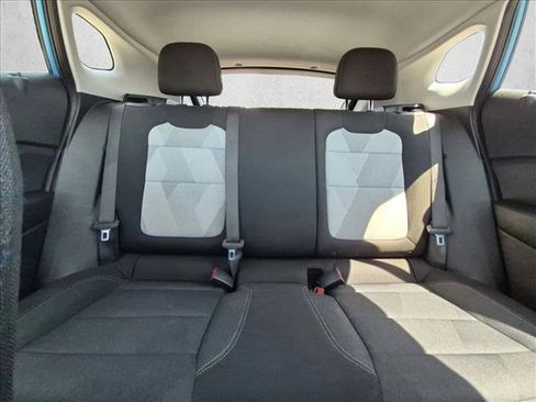 Used 2025 Chevrolet Trax LS w/ LS Convenience Package FWD image 5