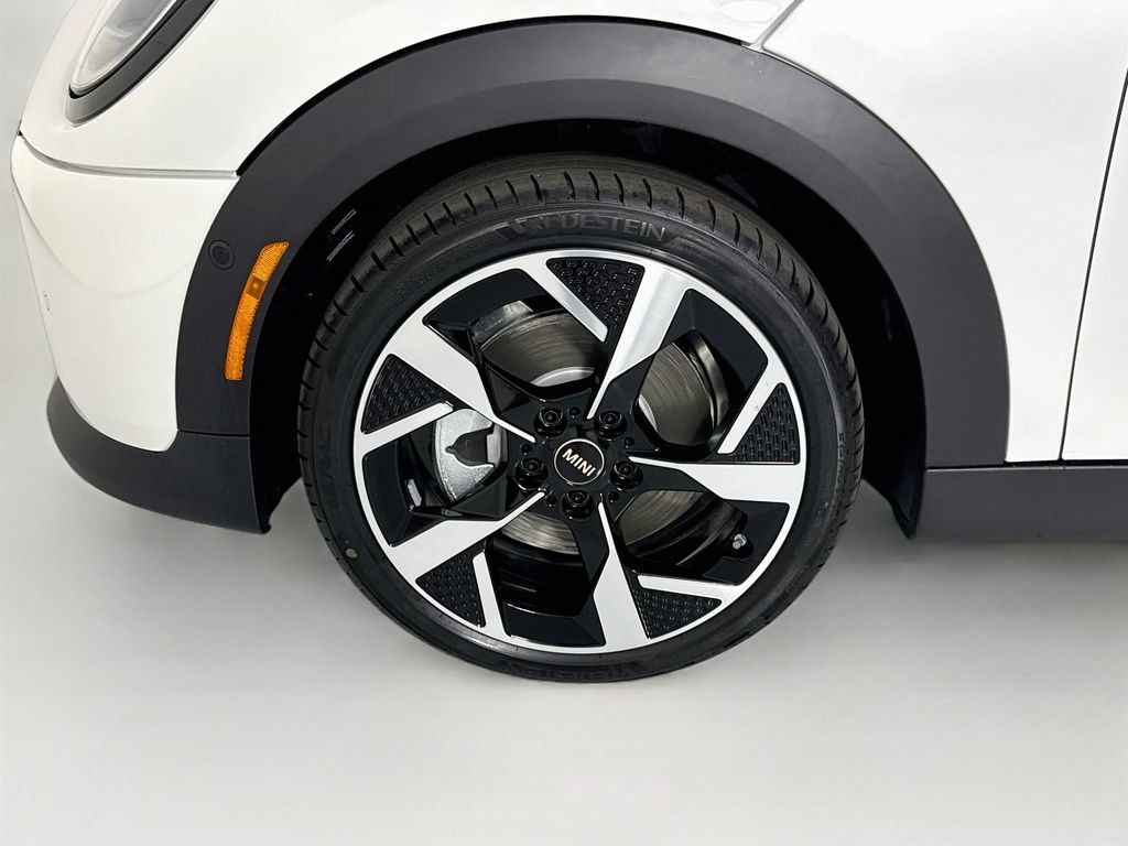 New 2027 MINI Cooper 4-Door Hardtop FWD image 31