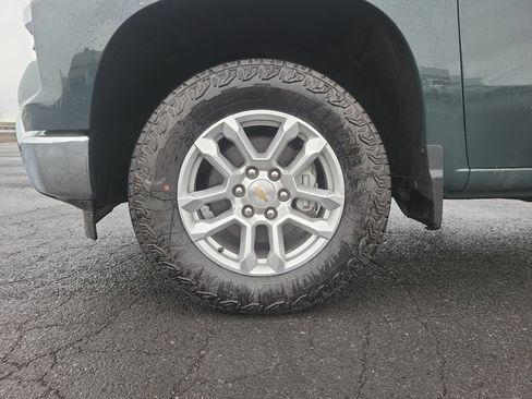 New 2025 Chevrolet Silverado 1500 LT w/ Z71 Off-Road Package image 26