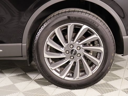 Certified 2025 Lincoln Corsair Reserve image 19