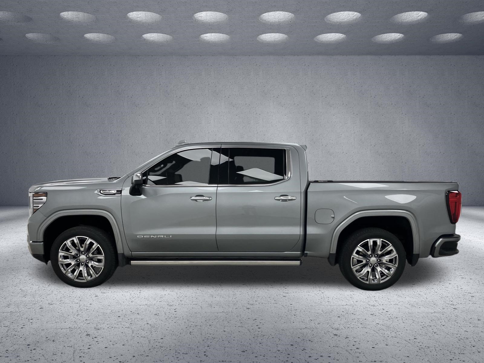 Used 2025 GMC Sierra 1500 Denali w/ Denali Reserve Package AWD/4WD image 2