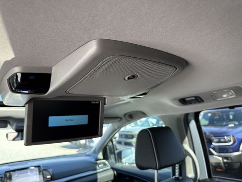 Certified 2024 Honda Odyssey Elite image 33