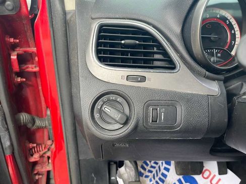 Used 2017 Dodge Journey Crossroad image 28