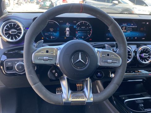 Used 2021 Mercedes-Benz CLA 35 AMG 4MATIC image 17