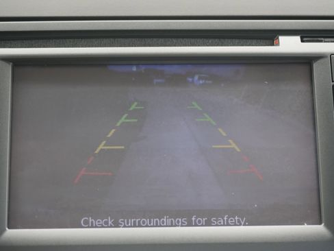 Used 2013 Nissan Frontier SL image 33