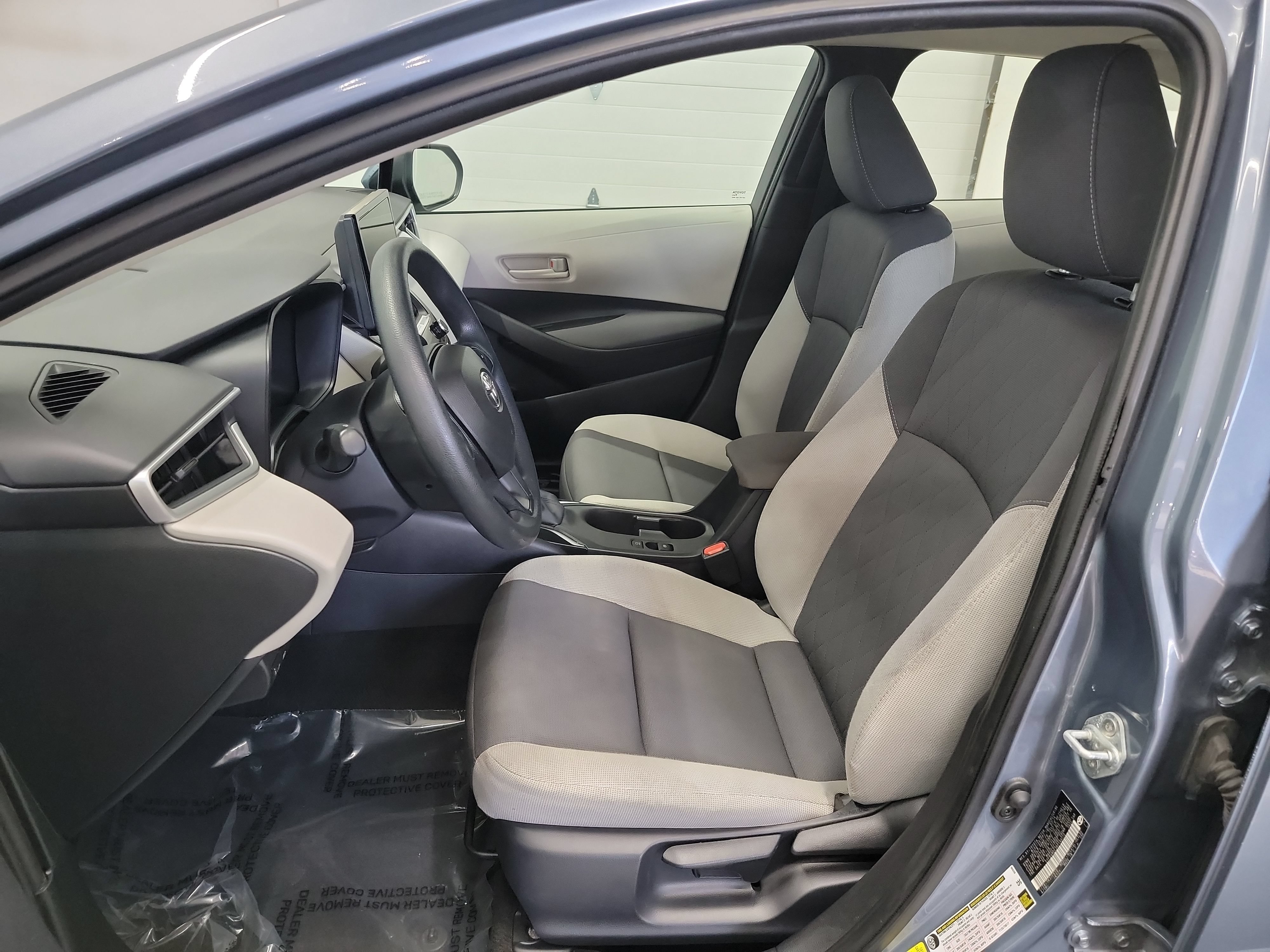 Used 2024 Toyota Corolla LE FWD image 12