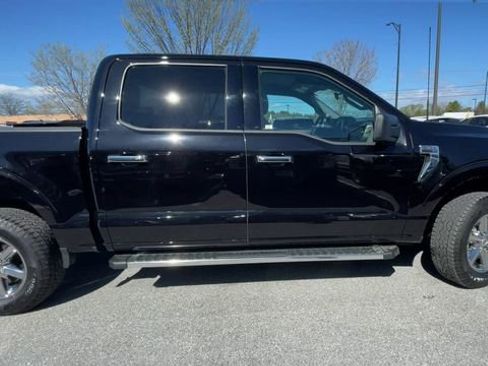 Used 2025 Ford F150 XLT w/ Equipment Group 301A Standard AWD/4WD image 9