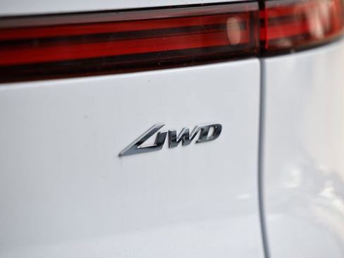 New 2026 Genesis GV70 2.5T Advanced image 10