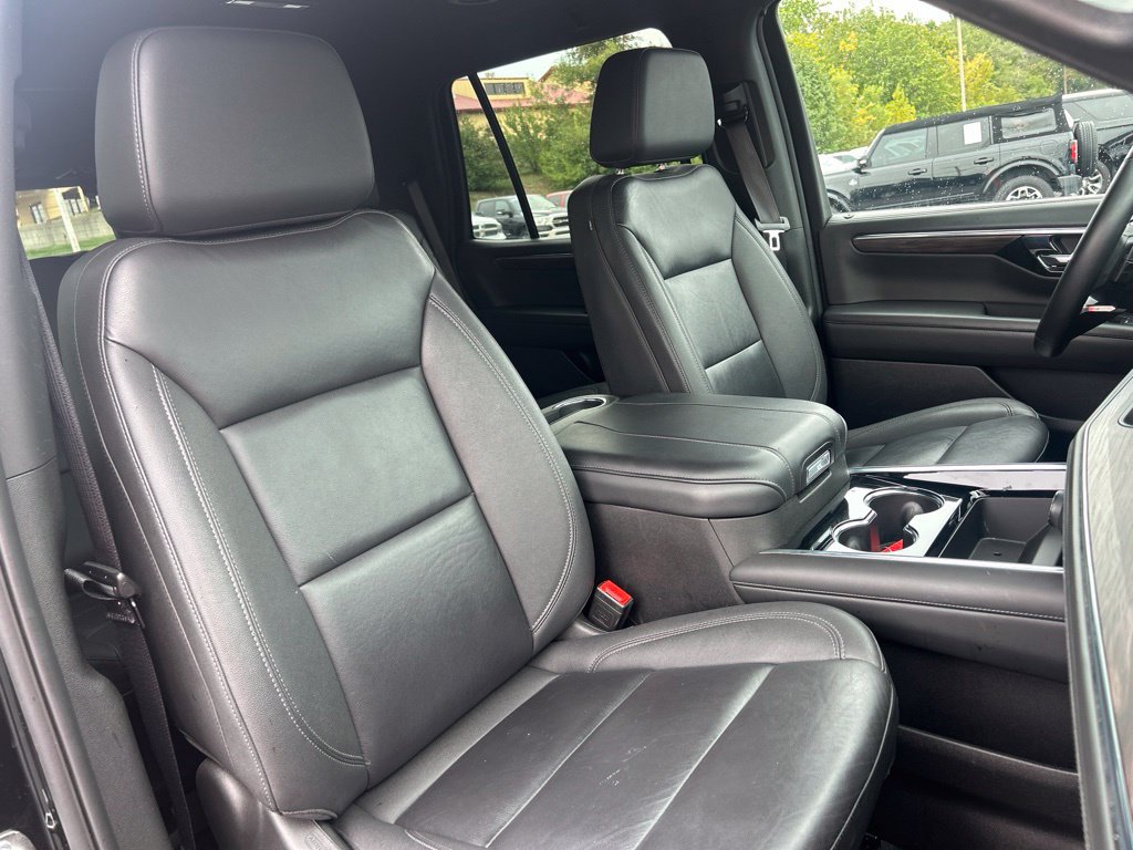 Used 2025 Chevrolet Tahoe LT AWD/4WD image 40