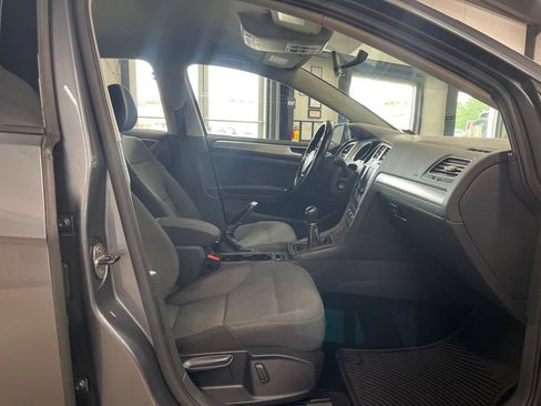 Used 2016 Volkswagen Golf S FWD image 54