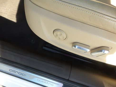 Used 2013 Audi A4 Premium Plus w/ Premium Plus Pkg image 26