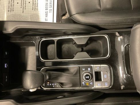 Used 2023 Kia Telluride LX AWD/4WD image 21
