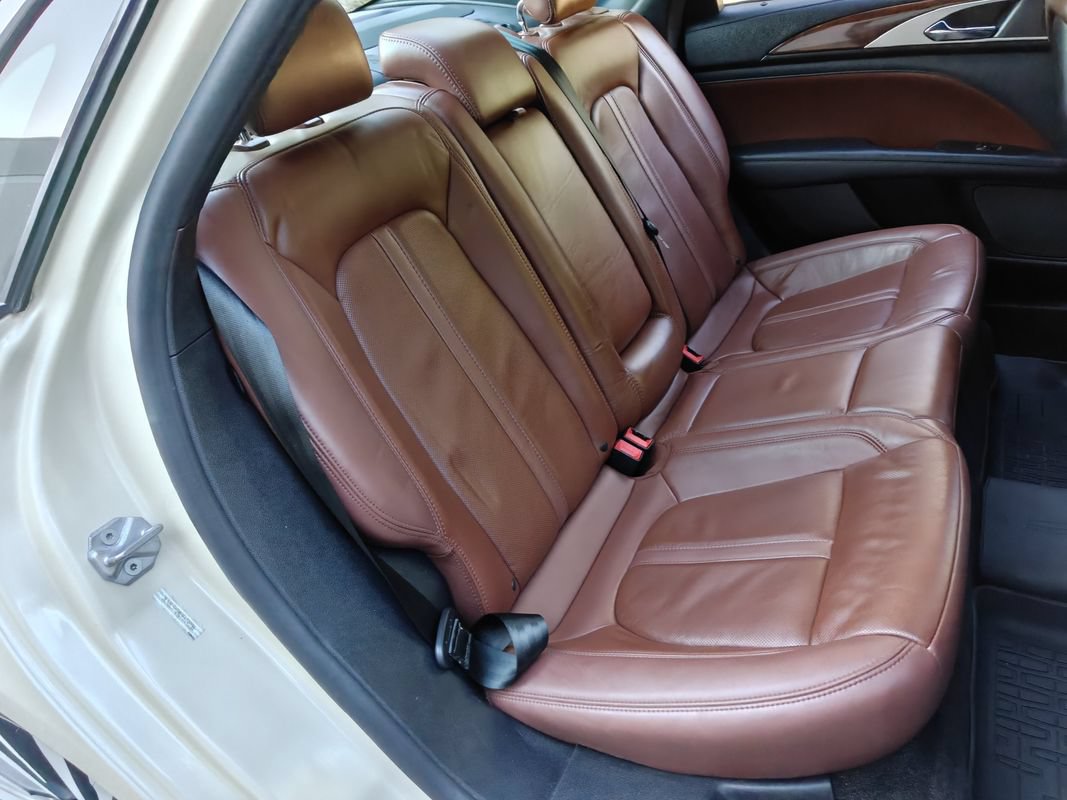 Used 2018 Lincoln MKZ Reserve w/ Technology Package FWD image 23