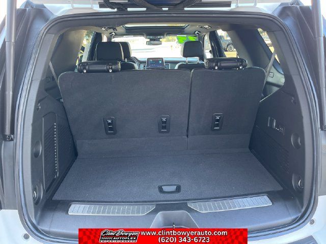 Used 2023 Chevrolet Tahoe RST w/ Luxury Package AWD/4WD image 20