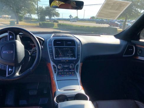 Used 2019 Lincoln Nautilus Reserve AWD/4WD image 24