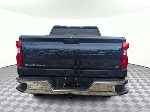 Used 2023 Chevrolet Silverado 1500 LT AWD/4WD image 3