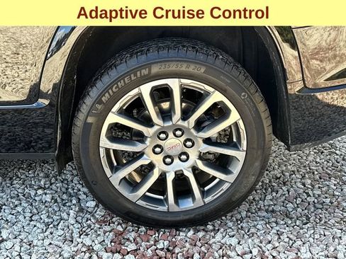 Used 2023 GMC Acadia Denali w/ Denali Ultimate Package AWD/4WD image 9