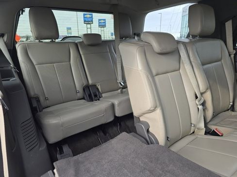 Used 2019 Ford Expedition XLT w/ Equipment Group 202A image 20