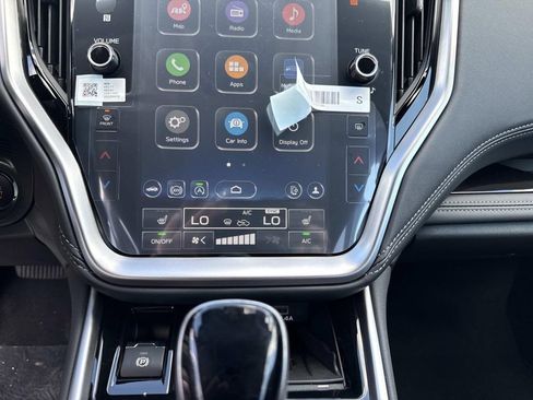 New 2025 Subaru Outback Limited image 25