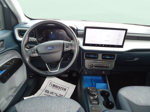 Used 2025 Ford Maverick XLT w/ Equipment Group 301A AWD/4WD image 13