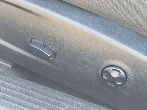 Used 2020 Dodge Challenger SXT w/ Blacktop Package image 13