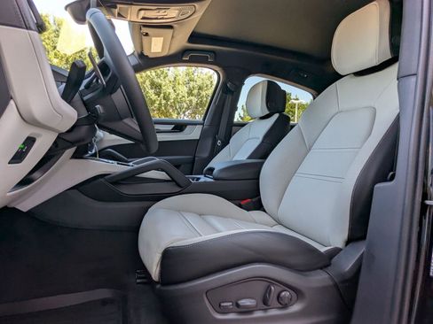 New 2026 Porsche Cayenne E-Hybrid image 5