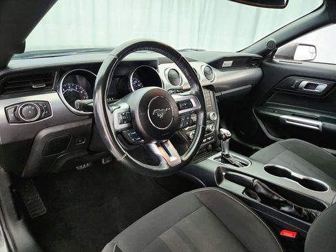Used 2019 Ford Mustang GT RWD image 10