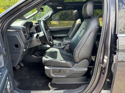 Used 2022 Ford Expedition Platinum AWD/4WD image 9