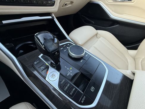 Used 2019 BMW 330i Sedan w/ Driving Assistance Package RWD image 32