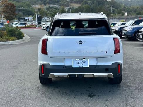 New 2026 MINI Cooper Countryman S w/ Comfort Package Max image 2