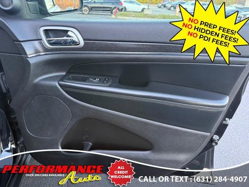 Used 2018 Jeep Grand Cherokee Limited image 28