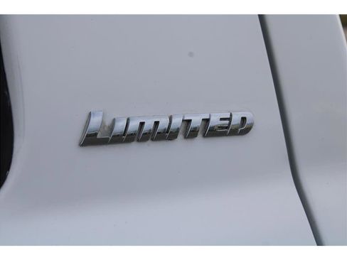 Used 2019 Toyota Tundra Limited image 36