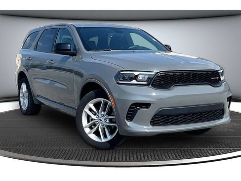 Certified 2025 Dodge Durango GT AWD/4WD image 2