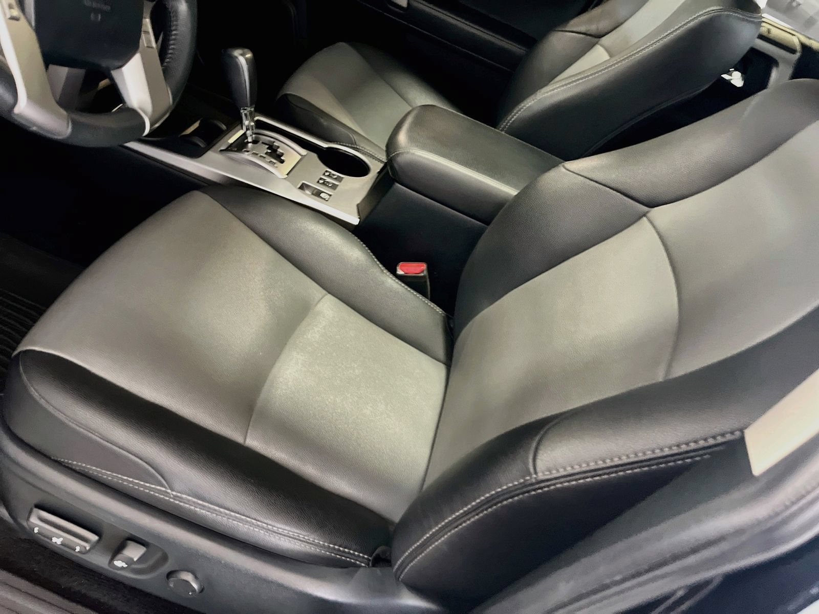 Used 2021 Toyota 4Runner SR5 Premium w/ Moonroof Package RWD image 19