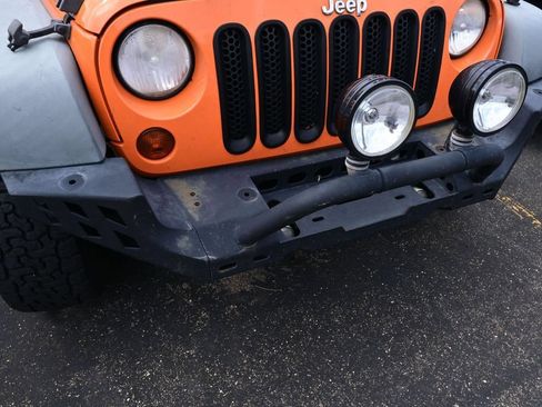 Used 2012 Jeep Wrangler Unlimited Sport AWD/4WD image 11
