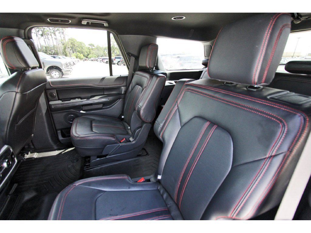 Used 2023 Ford Expedition Limited RWD image 14
