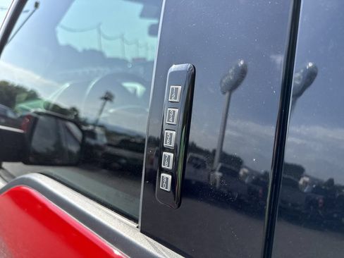 Used 2019 Ford F150 Lariat w/ Equipment Group 502A Luxury AWD/4WD image 22