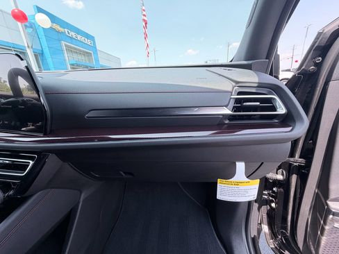 New 2026 Chevrolet Traverse RS FWD image 20