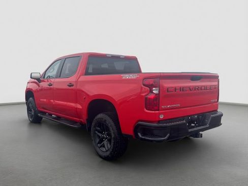 Used 2025 Chevrolet Silverado 1500 Custom Trail Boss AWD/4WD image 4