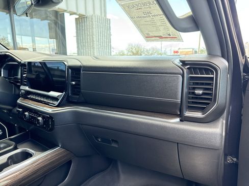 Used 2022 Chevrolet Silverado 1500 RST image 46