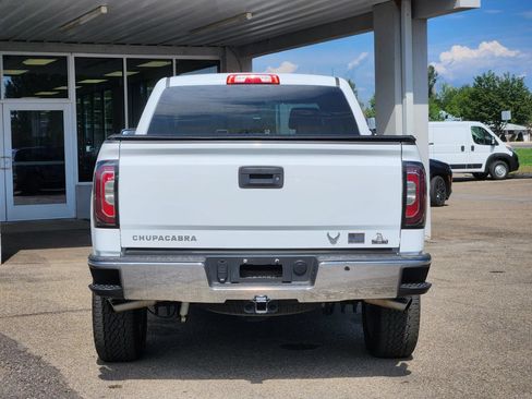 Used 2018 GMC Sierra 1500 SLT w/ Texas SLT Premium Package RWD image 11