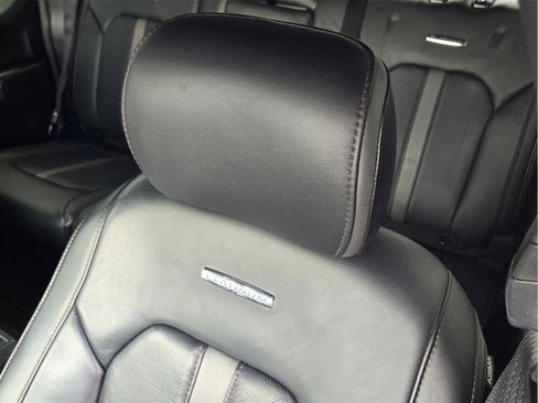 Used 2019 Ford F150 Platinum w/ Equipment Group 701A Luxury AWD/4WD image 23