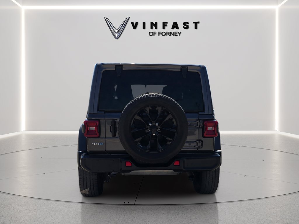 Used 2021 Jeep Wrangler Unlimited Sahara AWD/4WD image 4